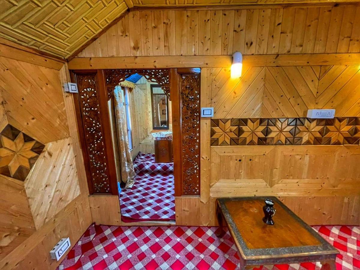 Lala Rukh Group Of Houseboats Hotel Srīnagar Kültér fotó