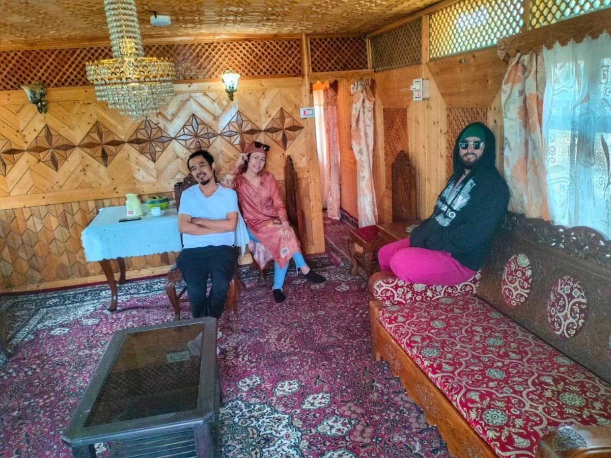 Lala Rukh Group Of Houseboats Hotel Srīnagar Kültér fotó